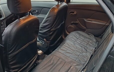 Renault Logan II, 2020 год, 800 000 рублей, 9 фотография