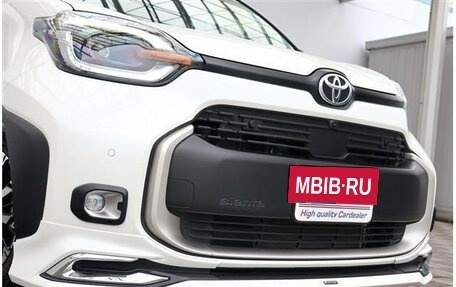 Toyota Sienta, 2022 год, 1 324 000 рублей, 4 фотография