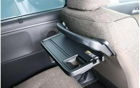 Toyota Sienta, 2022 год, 1 324 000 рублей, 28 фотография