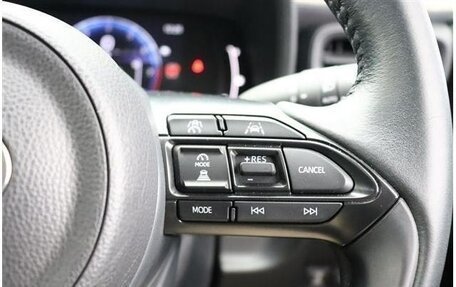 Toyota Sienta, 2022 год, 1 324 000 рублей, 31 фотография