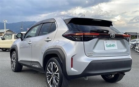 Toyota Yaris Cross, 2021 год, 1 400 000 рублей, 6 фотография