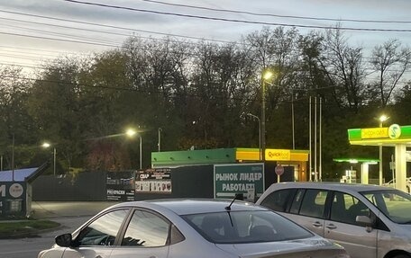 Hyundai Solaris II рестайлинг, 2014 год, 720 000 рублей, 3 фотография