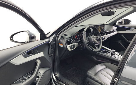 Audi A4, 2021 год, 2 550 000 рублей, 10 фотография