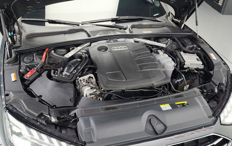 Audi A4, 2021 год, 2 550 000 рублей, 6 фотография