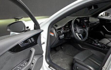 Audi A4, 2021 год, 2 430 000 рублей, 10 фотография