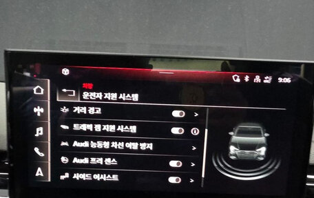 Audi A4, 2021 год, 2 430 000 рублей, 16 фотография