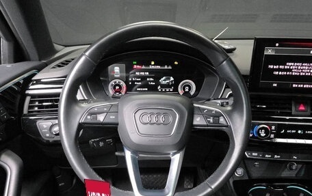 Audi A4, 2021 год, 2 430 000 рублей, 13 фотография