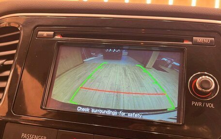 Mitsubishi Outlander III рестайлинг 3, 2015 год, 1 599 000 рублей, 10 фотография