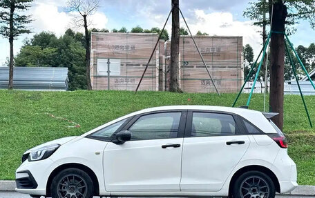 Honda Fit, 2022 год, 1 360 000 рублей, 3 фотография