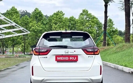 Honda Fit, 2022 год, 1 360 000 рублей, 12 фотография