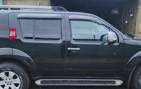 Nissan Pathfinder, 2008 год, 900 000 рублей, 16 фотография