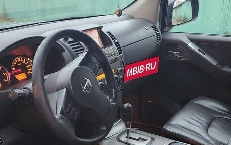 Nissan Pathfinder, 2008 год, 900 000 рублей, 11 фотография