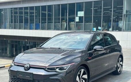 Volkswagen Golf GTI, 2021 год, 2 740 000 рублей, 2 фотография