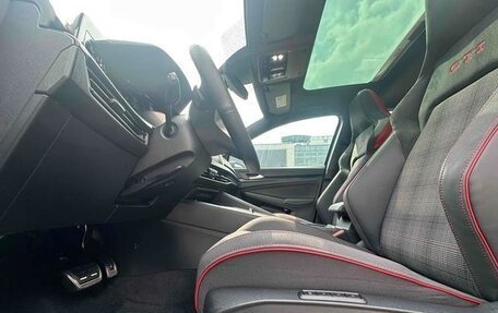 Volkswagen Golf GTI, 2021 год, 2 740 000 рублей, 7 фотография