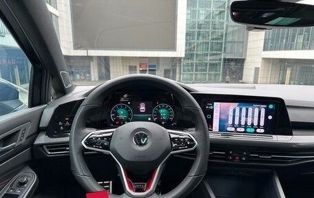 Volkswagen Golf GTI, 2021 год, 2 740 000 рублей, 8 фотография