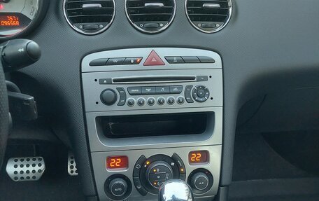 Peugeot 408 I рестайлинг, 2015 год, 755 000 рублей, 13 фотография