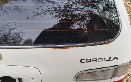 Toyota Corolla, 1997 год, 300 000 рублей, 3 фотография