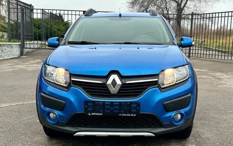 Renault Sandero II рестайлинг, 2016 год, 800 000 рублей, 2 фотография