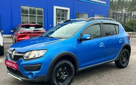 Renault Sandero II рестайлинг, 2016 год, 800 000 рублей, 1 фотография