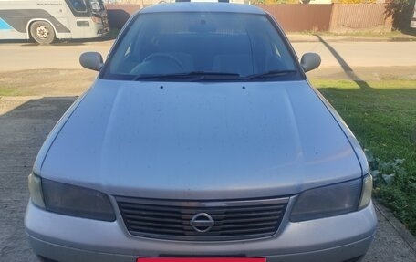 Nissan Sunny B15, 2004 год, 400 000 рублей, 1 фотография