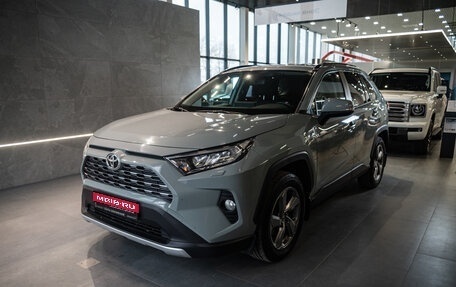 Toyota RAV4, 2019 год, 2 900 000 рублей, 1 фотография