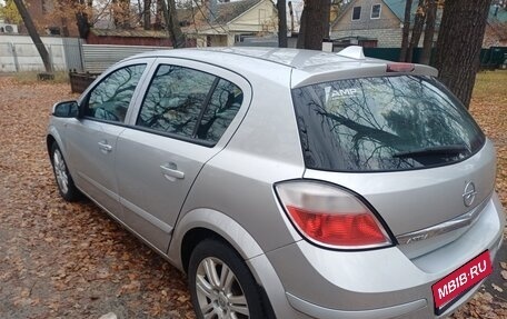 Opel Astra H, 2011 год, 358 000 рублей, 1 фотография