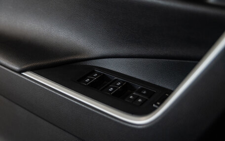 Toyota RAV4, 2019 год, 2 900 000 рублей, 18 фотография