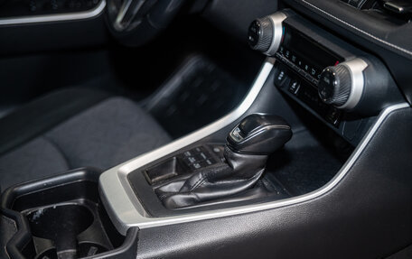 Toyota RAV4, 2019 год, 2 900 000 рублей, 19 фотография