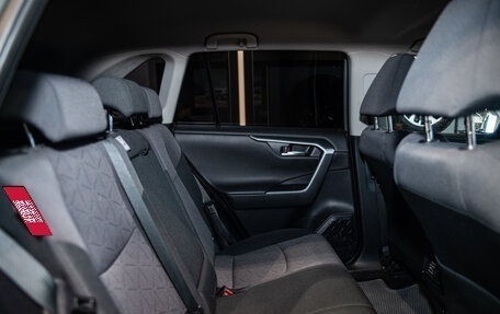 Toyota RAV4, 2019 год, 2 900 000 рублей, 16 фотография