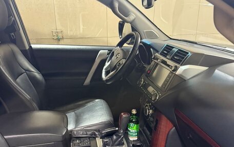 Toyota Land Cruiser Prado 150 рестайлинг 2, 2017 год, 4 400 000 рублей, 9 фотография