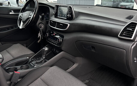 Hyundai Tucson III, 2018 год, 2 395 000 рублей, 12 фотография