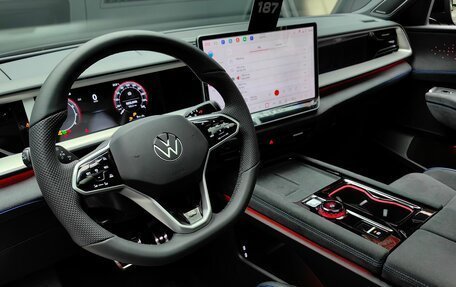 Volkswagen Teramont, 2025 год, 6 700 000 рублей, 19 фотография