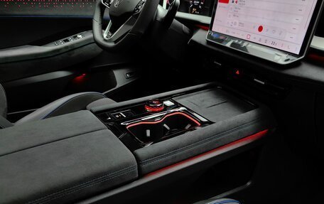 Volkswagen Teramont, 2025 год, 6 700 000 рублей, 28 фотография