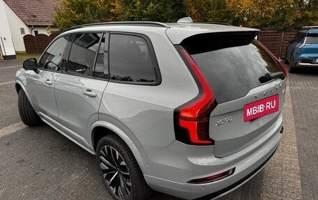 Volvo XC90 II рестайлинг, 2025 год, 9 990 000 рублей, 6 фотография