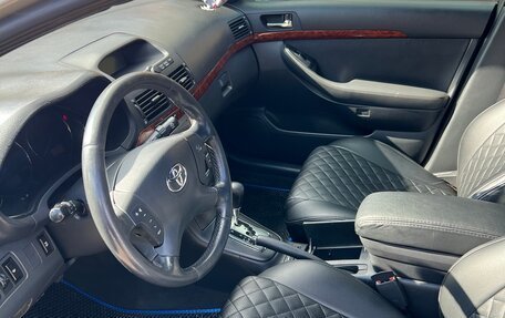 Toyota Avensis III рестайлинг, 2005 год, 860 000 рублей, 7 фотография