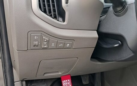 KIA Sportage III, 2010 год, 1 050 000 рублей, 7 фотография