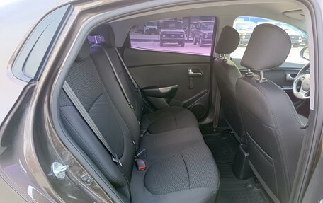 KIA Rio III рестайлинг, 2015 год, 824 995 рублей, 14 фотография