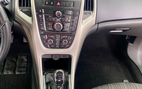 Opel Astra J, 2011 год, 660 000 рублей, 6 фотография