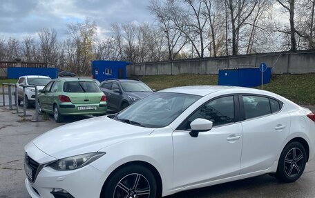 Mazda 3, 2014 год, 1 090 000 рублей, 2 фотография