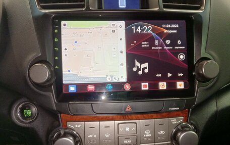 Toyota Highlander III, 2012 год, 1 649 000 рублей, 14 фотография