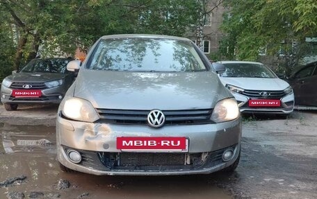 Volkswagen Golf Plus II, 2012 год, 650 000 рублей, 2 фотография