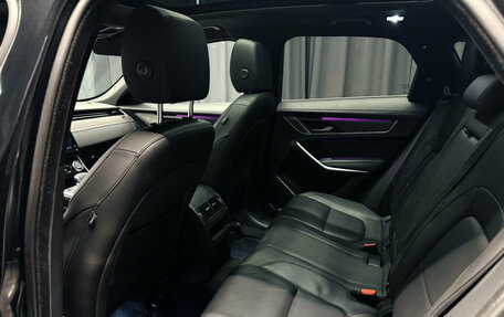 Jaguar F-Pace, 2022 год, 5 300 000 рублей, 14 фотография