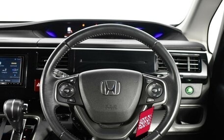 Honda Stepwgn IV, 2020 год, 2 590 000 рублей, 14 фотография