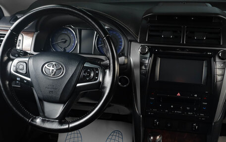 Toyota Camry, 2016 год, 1 999 000 рублей, 16 фотография