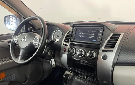 Mitsubishi Pajero Sport II рестайлинг, 2012 год, 1 520 000 рублей, 13 фотография