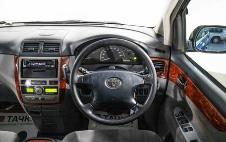 Toyota Ipsum II, 2001 год, 860 000 рублей, 10 фотография