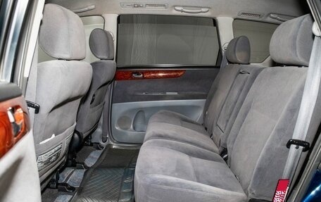 Toyota Ipsum II, 2001 год, 860 000 рублей, 7 фотография