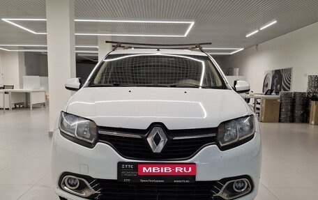 Renault Logan II, 2018 год, 734 000 рублей, 2 фотография