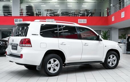 Toyota Land Cruiser 200, 2011 год, 2 799 000 рублей, 2 фотография