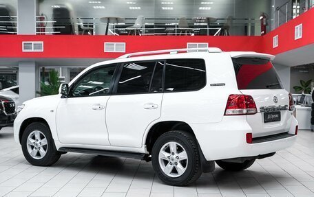 Toyota Land Cruiser 200, 2011 год, 2 799 000 рублей, 4 фотография